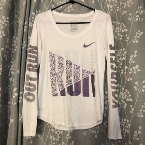 Nike long sleeve tee